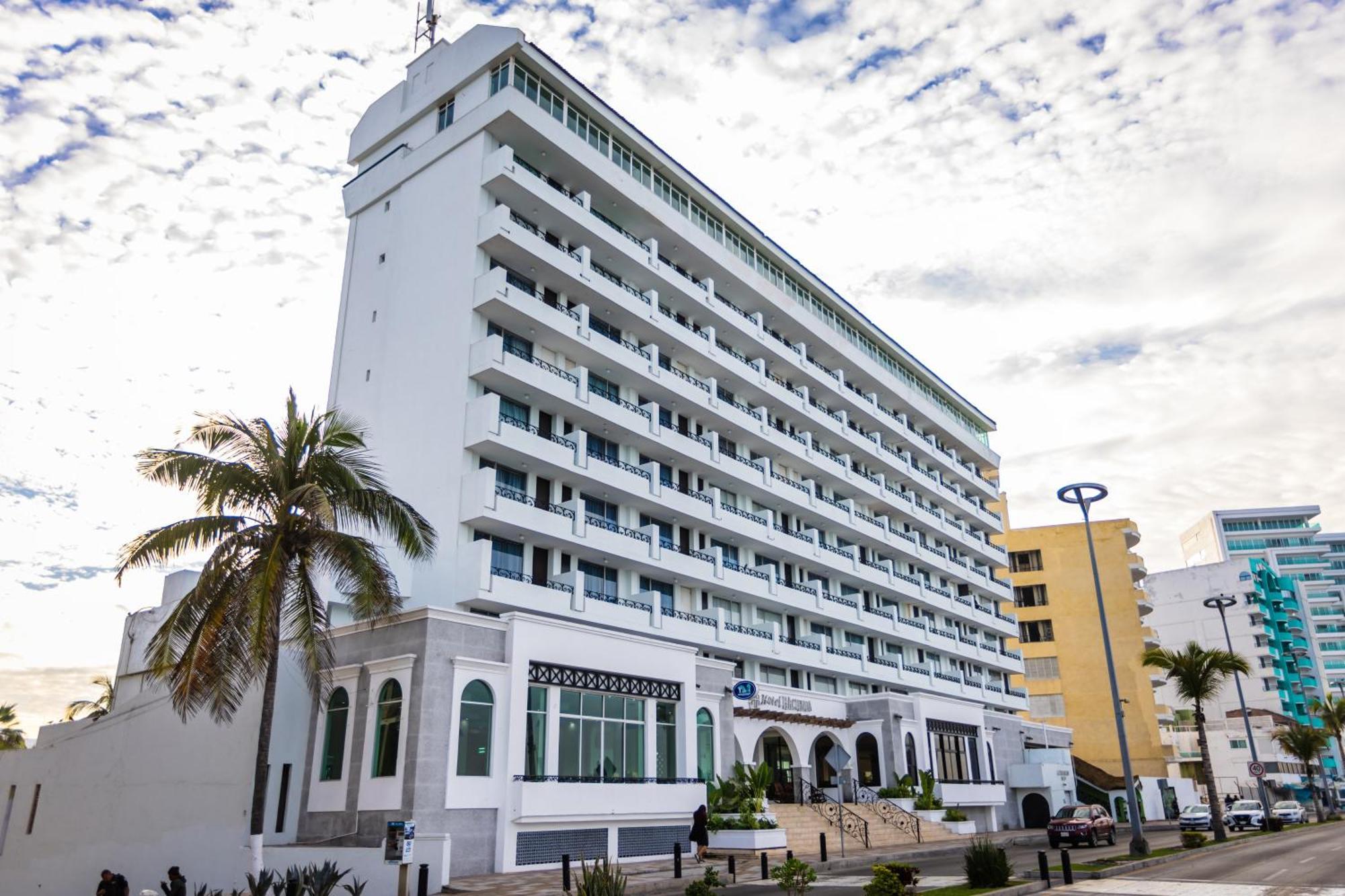 Hacienda Mazatlan Sea View Hotel Екстериор снимка